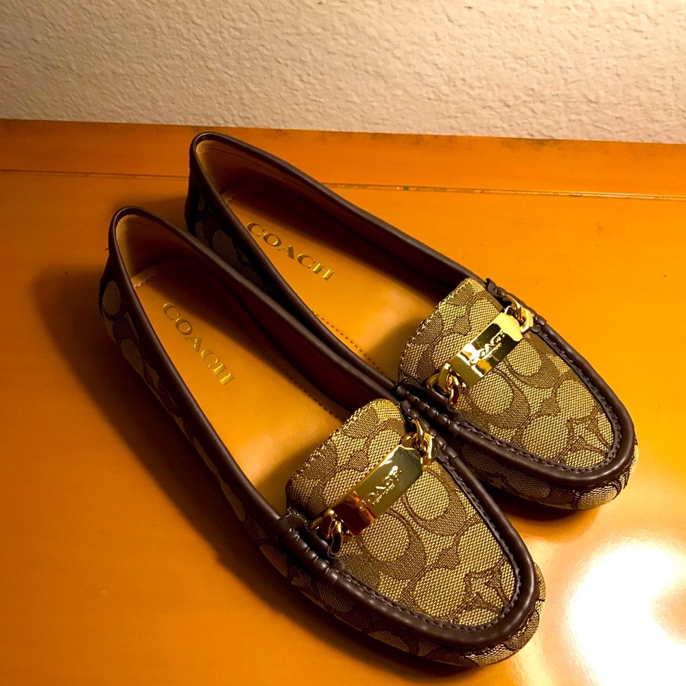 Signature Jacquard Loafer